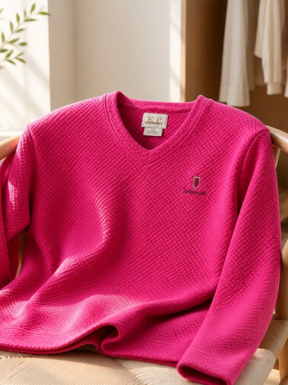 Innisbrook Women' V-Neck Quilted Sweater - Bright Pink